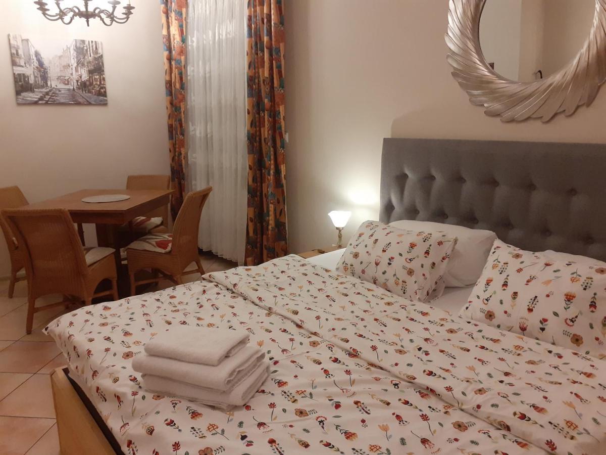 Apartamento Podzamcze Roznow Exterior foto